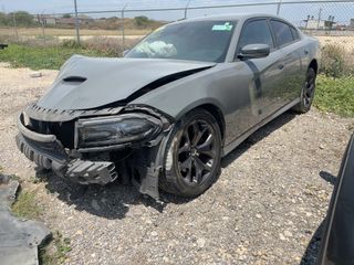 2018 Dodge Charger SXT Plus - Exterior Front Left Corner Image